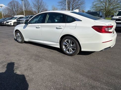 Used 2018 Honda Accord LX image 5