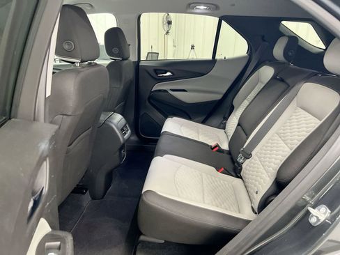 Used 2020 Chevrolet Equinox LS w/ LS Convenience Package FWD image 22