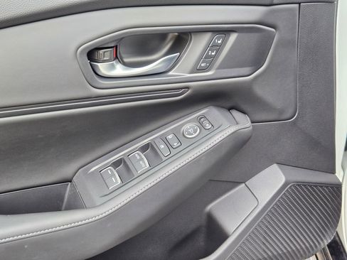 Certified 2025 Honda Accord Sport image 11