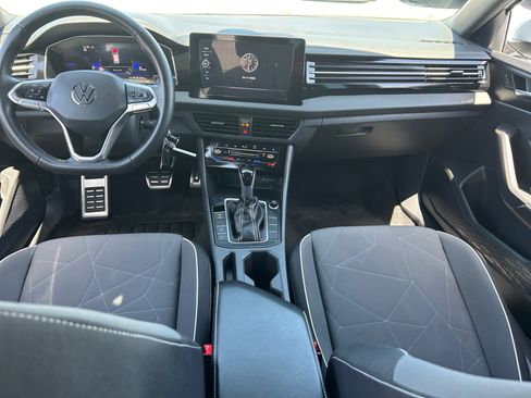 Used 2026 Volkswagen Jetta Sport image 19