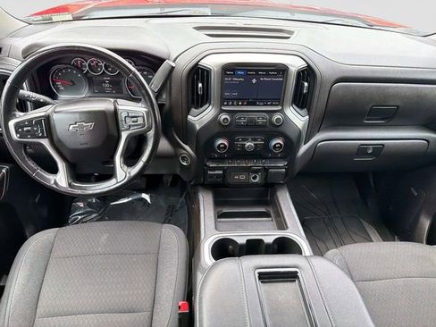 Used 2021 Chevrolet Silverado 1500 RST w/ Convenience Package II AWD/4WD image 16