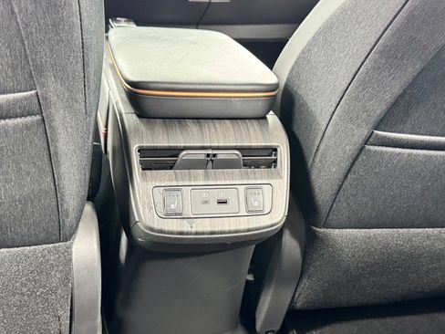 Certified 2024 Nissan Ariya AWD image 36
