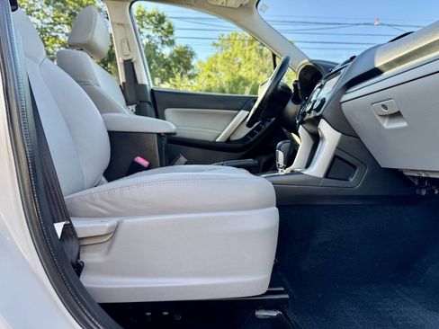 Used 2014 Subaru Forester 2.5i Touring w/ Protection Package #2 AWD/4WD image 27
