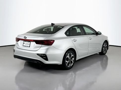 Used 2021 Kia Forte LXS FWD image 5