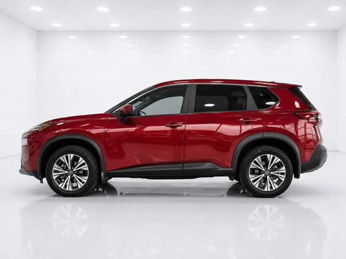Used 2023 Nissan Rogue SV AWD/4WD image 2