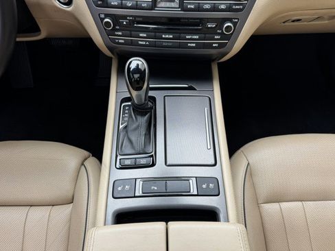 Used 2015 Hyundai Genesis 5.0 image 33