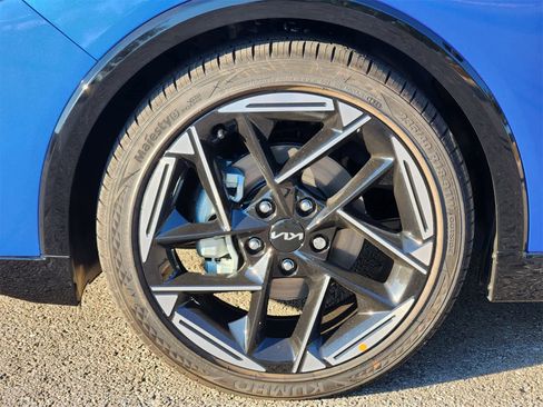 New 2025 Kia K4 GT-Line w/ GT-Line Sunroof Package image 9