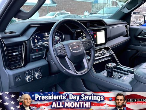 Used 2022 GMC Sierra 1500 AT4 w/ AT4 Premium Package image 11