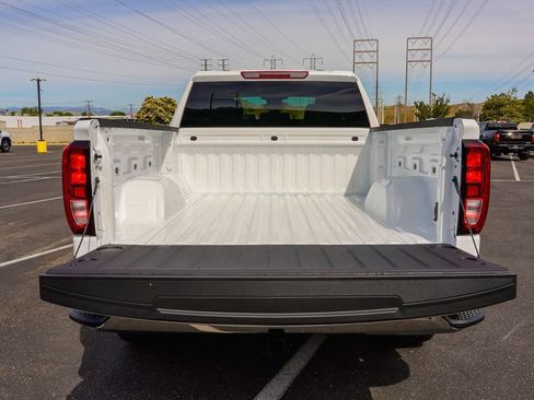 New 2026 GMC Sierra 1500 SLE w/ Max Trailering Package AWD/4WD image 10
