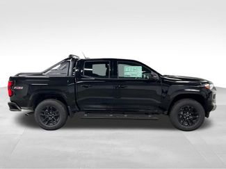 New 2026 Chevrolet Colorado Z71 w/ Midnight Edition AWD/4WD video 2