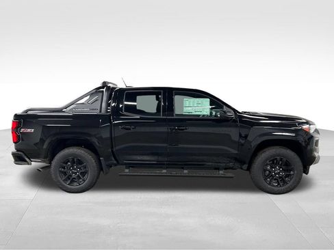New 2026 Chevrolet Colorado Z71 w/ Midnight Edition AWD/4WD image 2