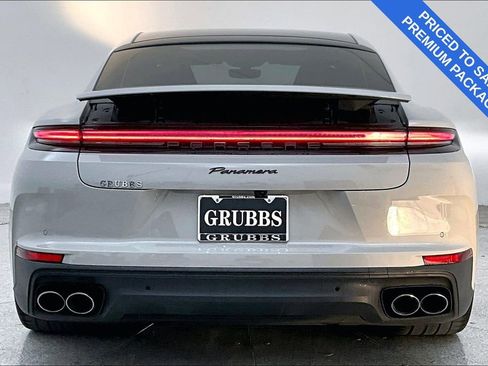 Used 2025 Porsche Panamera 4 w/ Premium Package image 6