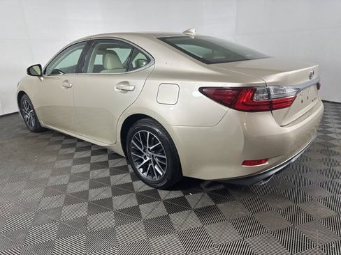 Used 2017 Lexus ES 350 w/ Navigation System Package image 6