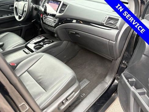 Used 2017 Honda Pilot Elite image 38