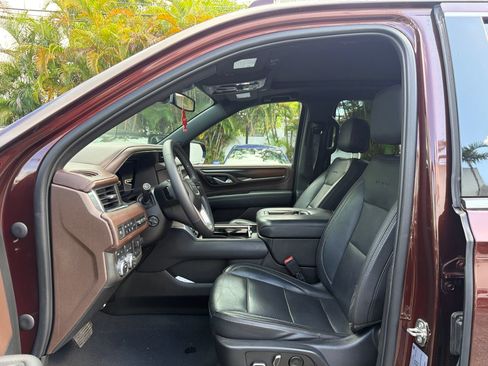 Used 2022 GMC Yukon XL Denali w/ Max Trailering Package AWD/4WD image 22