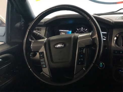 Used 2016 Ford Expedition Platinum AWD/4WD image 16