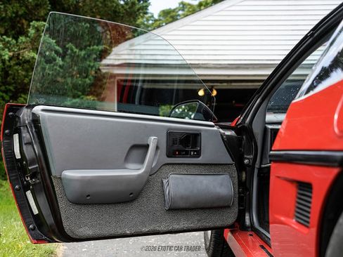 Used 1988 Pontiac Fiero GT RWD image 23