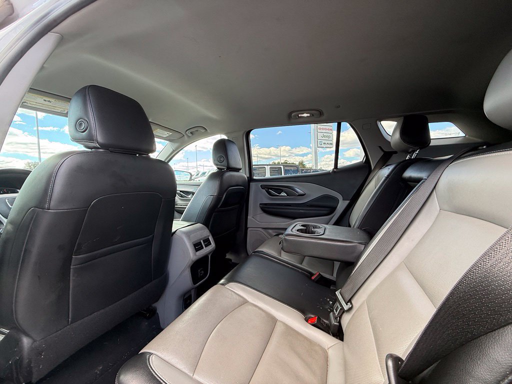 Used 2022 GMC Terrain SLT AWD/4WD image 24