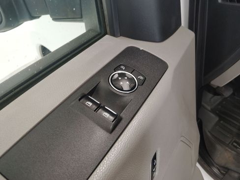 Used 2017 Ford F350 XL w/ Power Equipment Group image 10