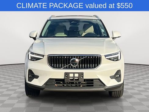 Used 2023 Volvo XC40 B5 Ultimate w/ Climate Package image 2