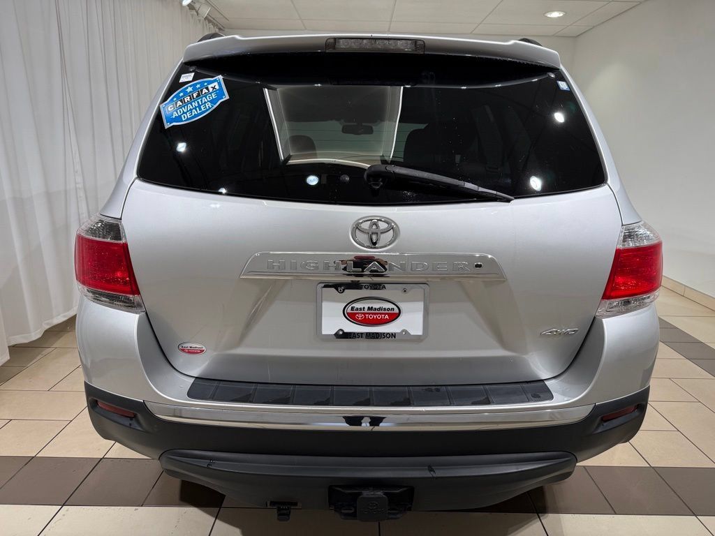Used 2013 Toyota Highlander Limited AWD/4WD image 4