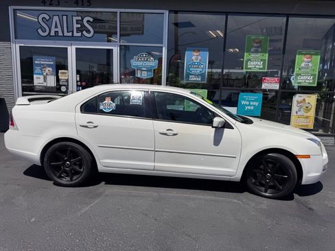 Used 2009 Ford Fusion SE AWD/4WD image 4