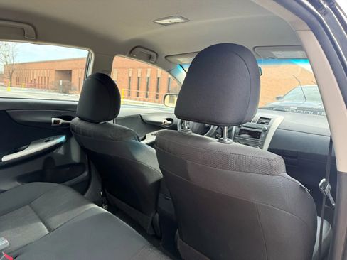 Used 2011 Toyota Corolla S image 11