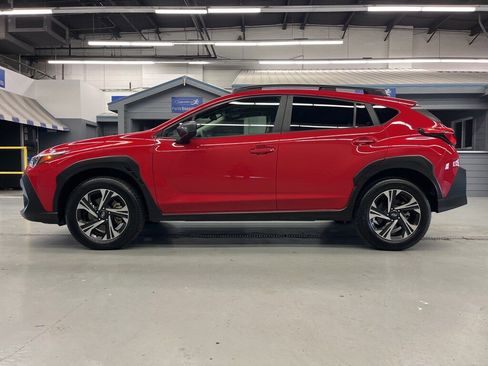 Used 2024 Subaru Crosstrek 2.0i Premium image 4