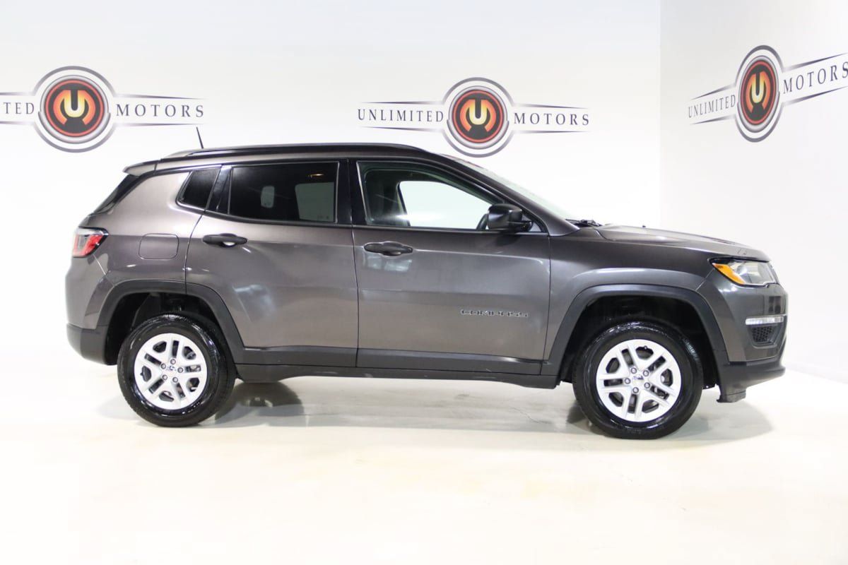 Used 2018 Jeep Compass Sport AWD/4WD image 26