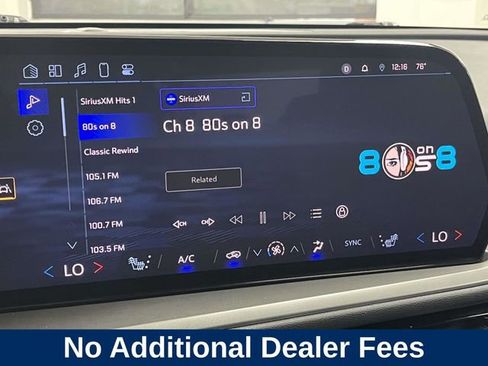 Used 2024 Chevrolet Traverse LT AWD/4WD image 32