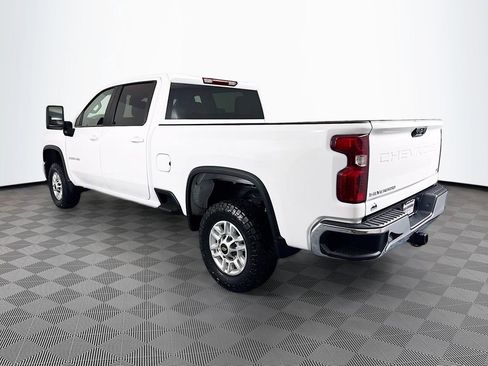 Used 2024 Chevrolet Silverado 2500 LT w/ Convenience Package AWD/4WD image 5