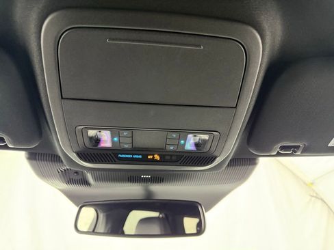 New 2026 Ford Explorer ST-Line w/ ST-Line Street Pack image 42