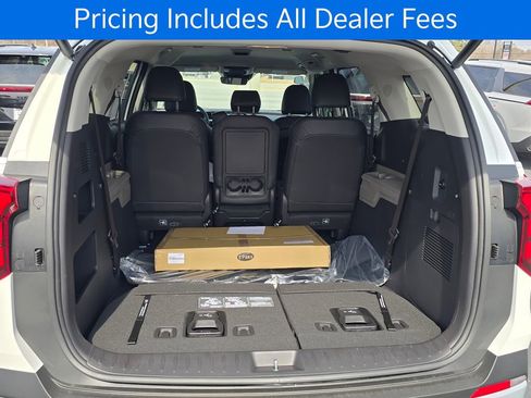 New 2026 Kia Carnival EX FWD image 11
