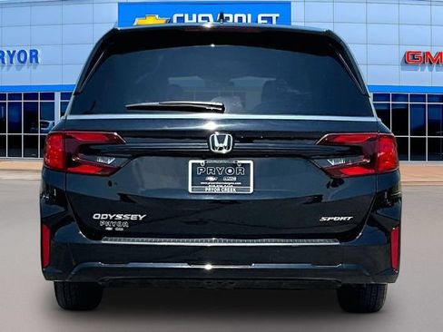 Used 2025 Honda Odyssey Sport-L image 6