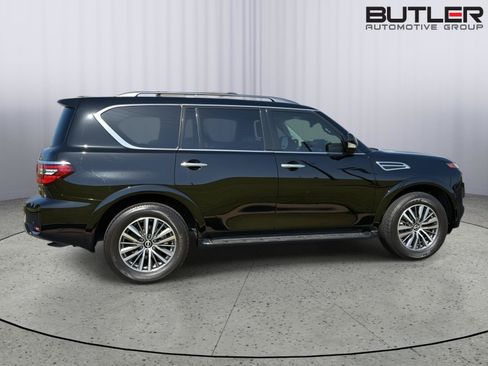 Used 2023 Nissan Armada SL w/ Captain's Chairs Package AWD/4WD image 7