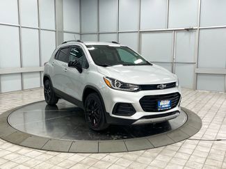 Used 2020 Chevrolet Trax LT w/ Redline Edition video 2