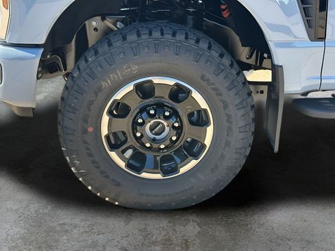 New 2026 Ford F350 Lariat w/ Tremor Off-Road Package AWD/4WD image 32
