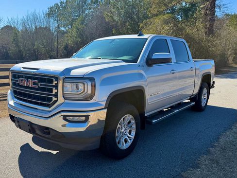 Used 2016 GMC Sierra 1500 SLE w/ SLE Value Package image 2