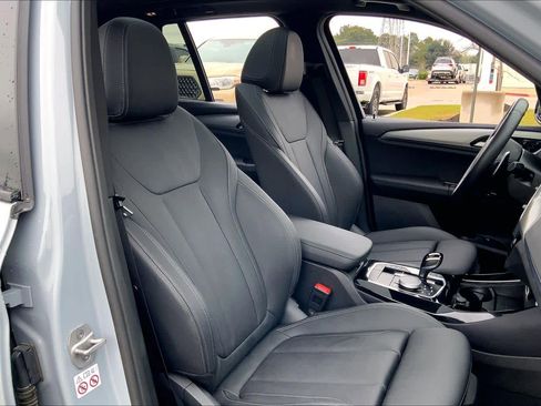 Used 2024 BMW X3 sDrive30i w/ Premium Package w/ZPA image 8