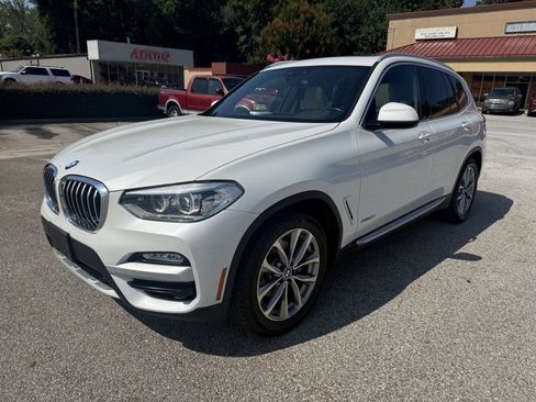 Used 2018 BMW X3 xDrive30i AWD/4WD image 3