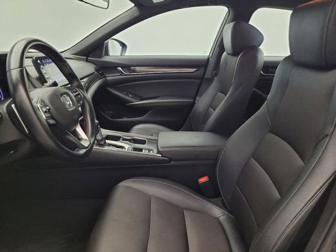 Used 2019 Honda Accord Sport image 17