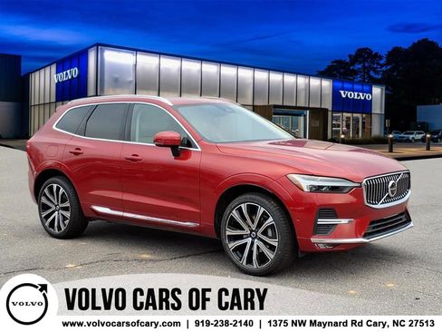 Certified 2023 Volvo XC60 B5 Ultimate image 1