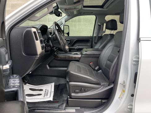 Used 2016 GMC Sierra 2500 Denali w/ Duramax Plus Package image 17