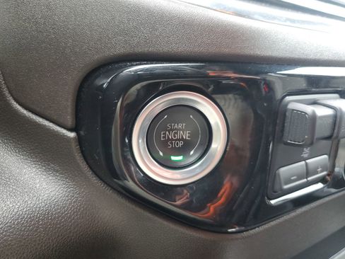 Used 2024 GMC Sierra 1500 SLT w/ SLT Premium Plus Package image 25