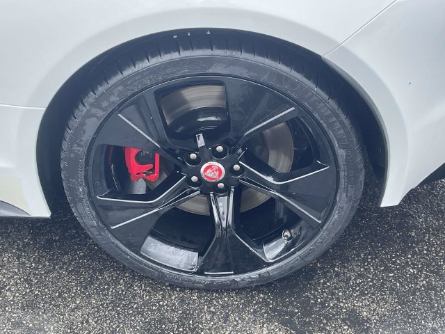 Used 2023 Jaguar F-TYPE R-Dynamic AWD/4WD image 8