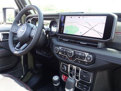 New 2025 Jeep Wrangler Unlimited Rubicon image 8