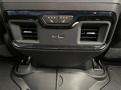 New 2026 GMC Sierra 2500 AT4 w/ AT4 Premium Plus Package image 22