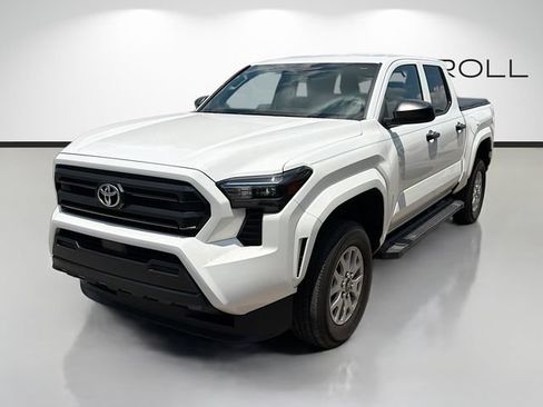 Used 2024 Toyota Tacoma SR AWD/4WD image 6