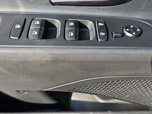 Used 2023 Hyundai Elantra N Line image 25