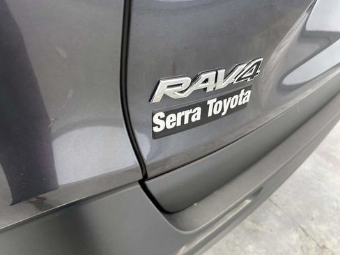 Used 2025 Toyota RAV4 XLE w/ Convenience Package FWD image 10